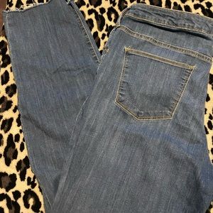 Universal Thread Jeans